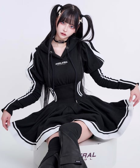 《ジャージロリィタパーカーOP》BLACK