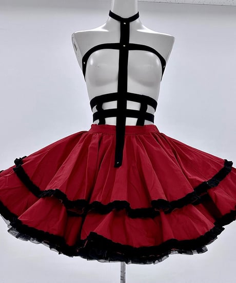 《クロスハーネススカート》RED