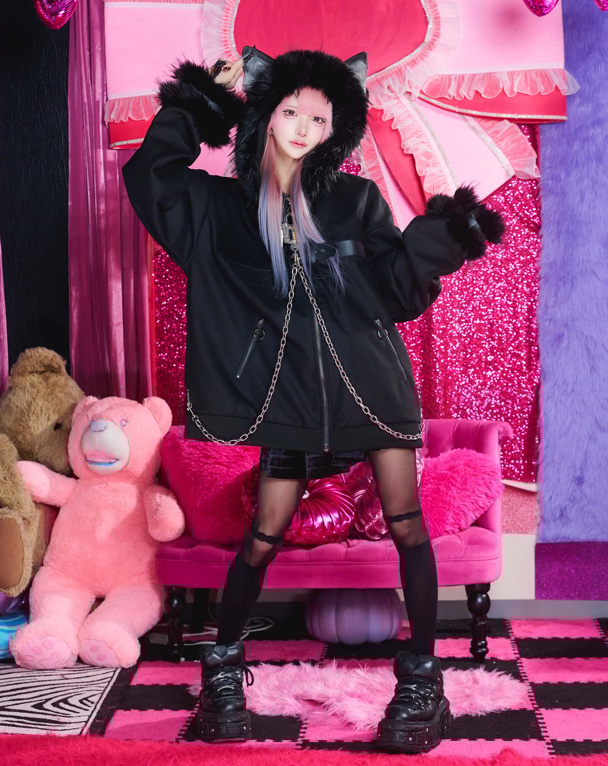 オオカミファーコート》BLACK | HIDOLATRAL THEODOL