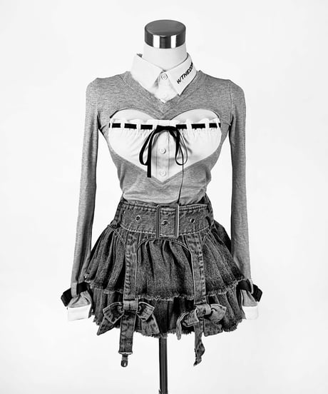 《ハート胸空きニット》GRAY