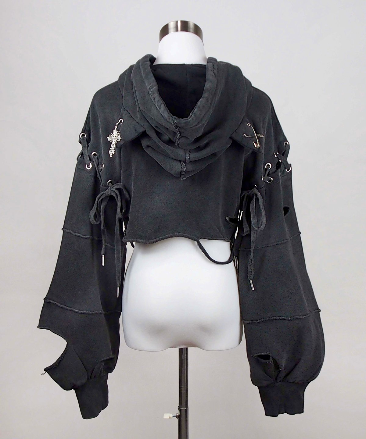 再販《ダメージショート猫耳パーカー》D.GRAY | HIDOLATRAL THEODOL