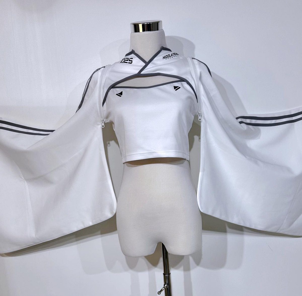 機械少女着物ジャージセットアップ》WHITE | HIDOLATRAL THEODOL