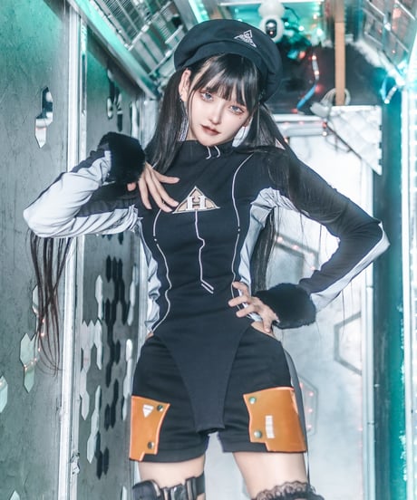 《胸開きサイバーニット》BLACK