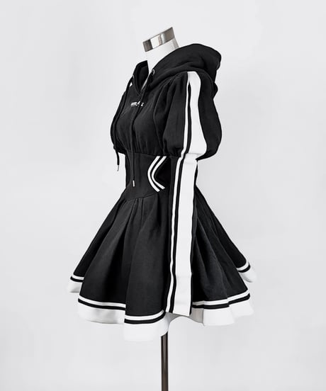 《ジャージロリィタパーカーOP》BLACK