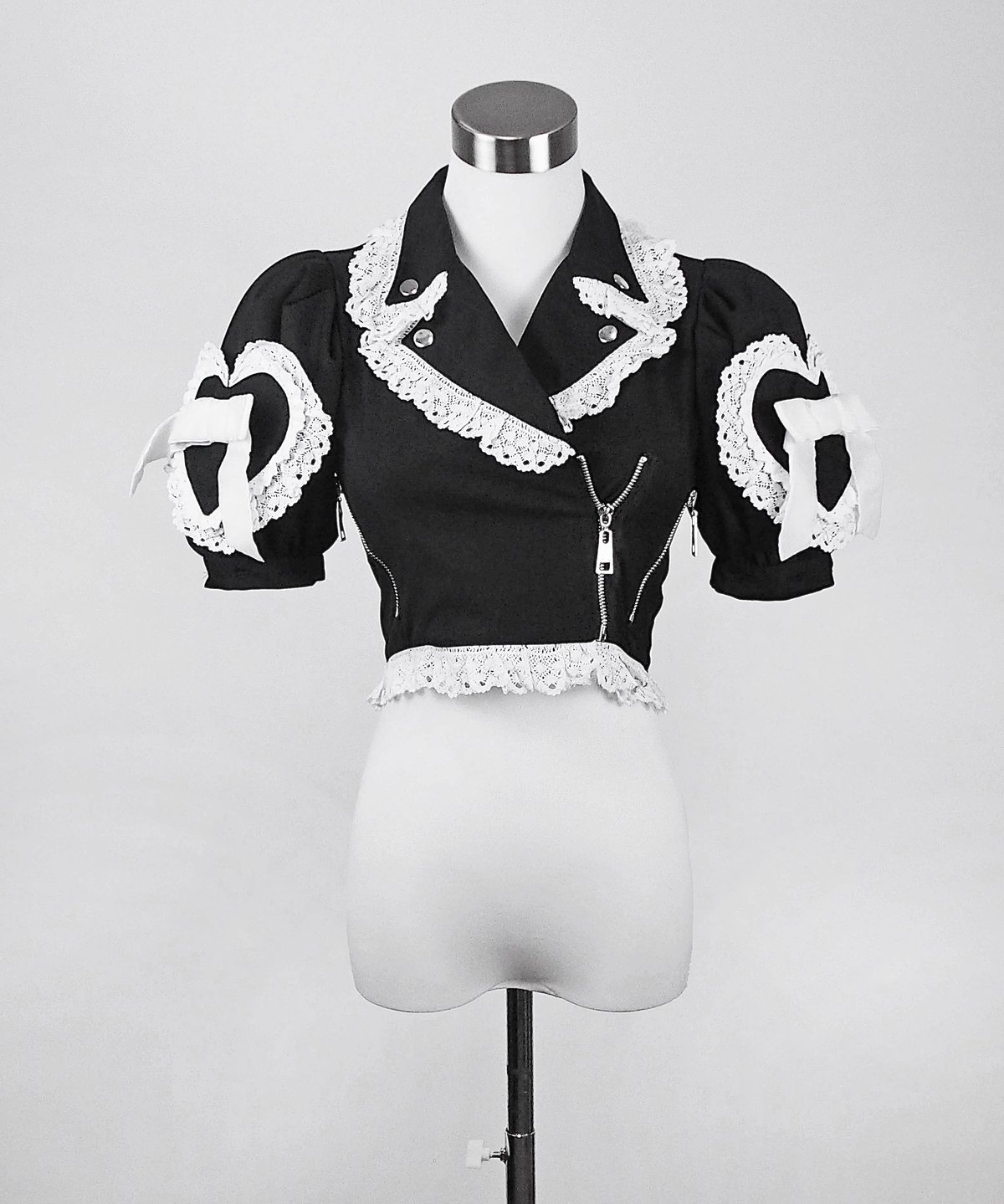 HIDOLATRAL THEODOLロリィータライダース ブラック Lサイズ ハートクロップライダース》 BLACK | HIDOLATRAL THEODOL