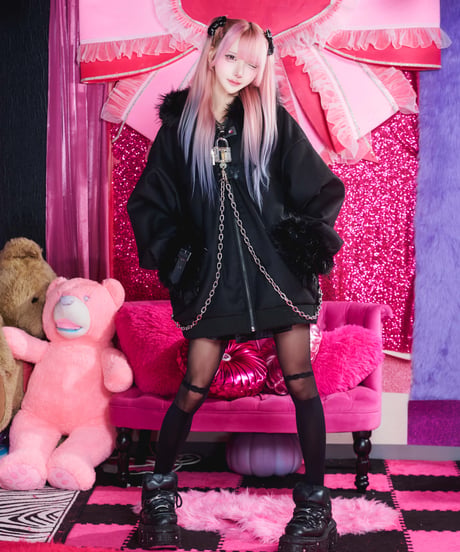 《オオカミファーコート》BLACK