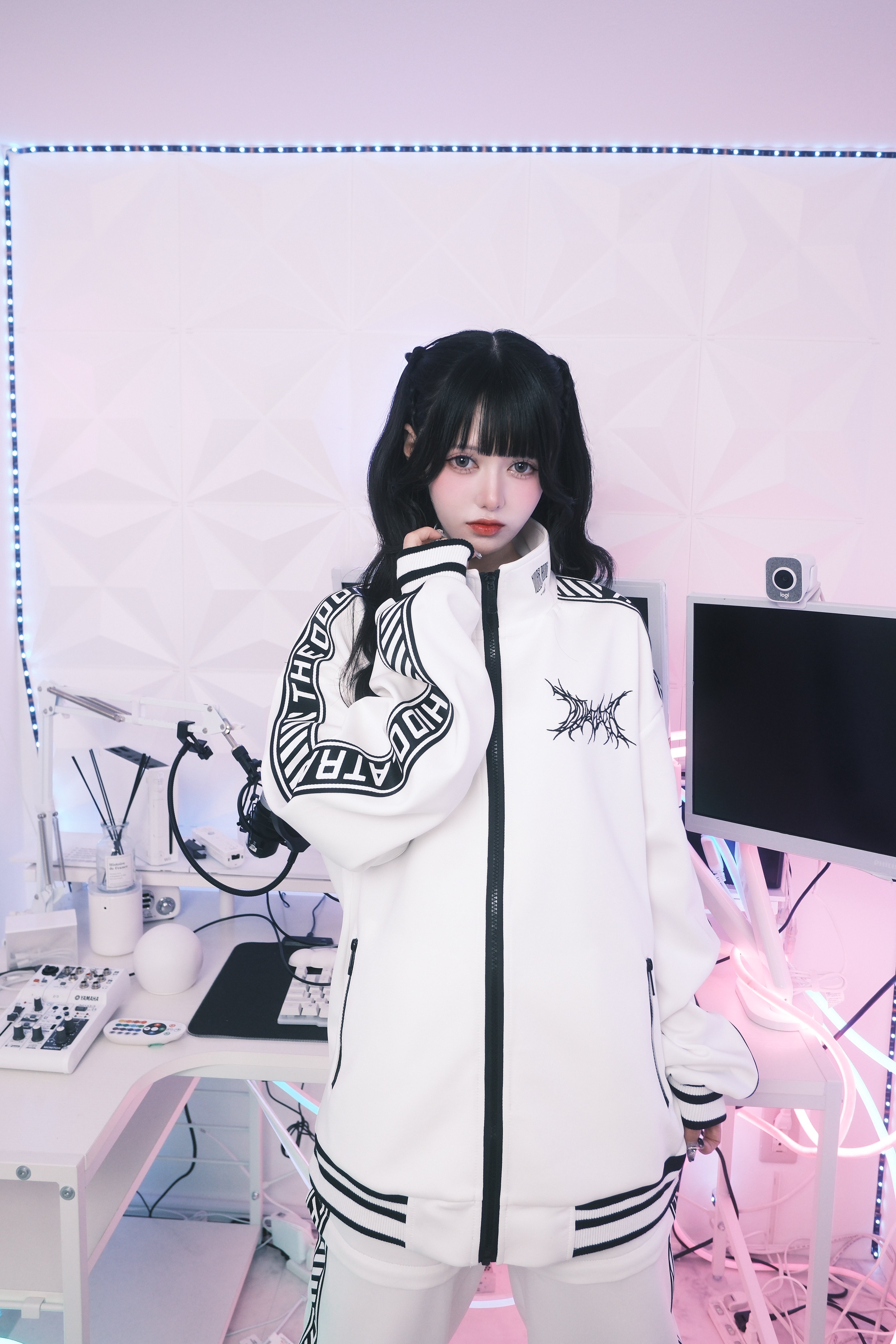 【完売品】イドラタール テオドール ブランドロゴジャージ original