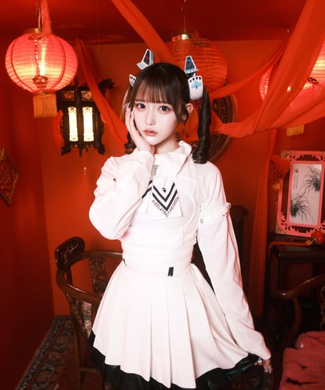 《胸空きミニ丈ジャージ》WHITE
