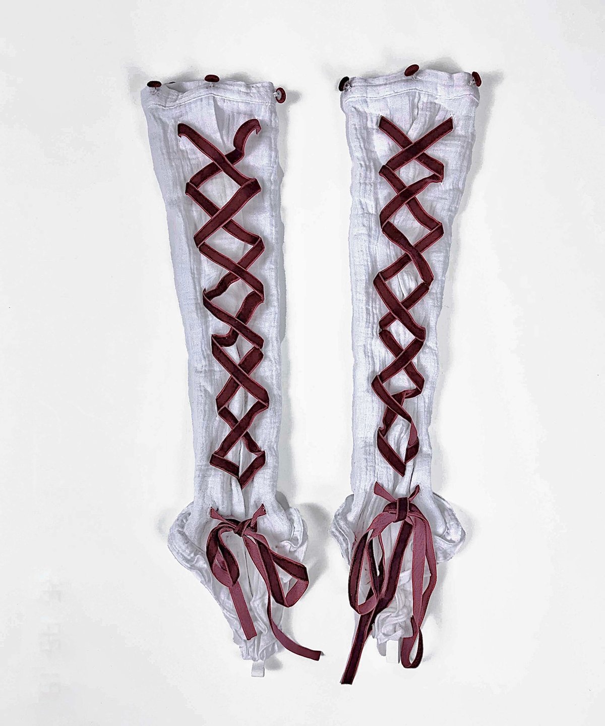 退廃ガーゼナースセットアップ》WHITE | HIDOLATRAL THEODOL