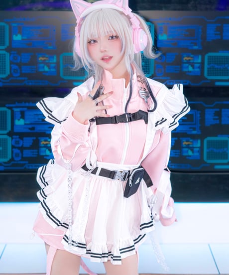 《サイバーメイドエプロン》WHITE×BLACK