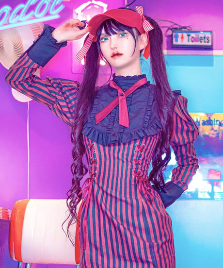 ‪DinerMaid Onepiece‬(ボルドー)