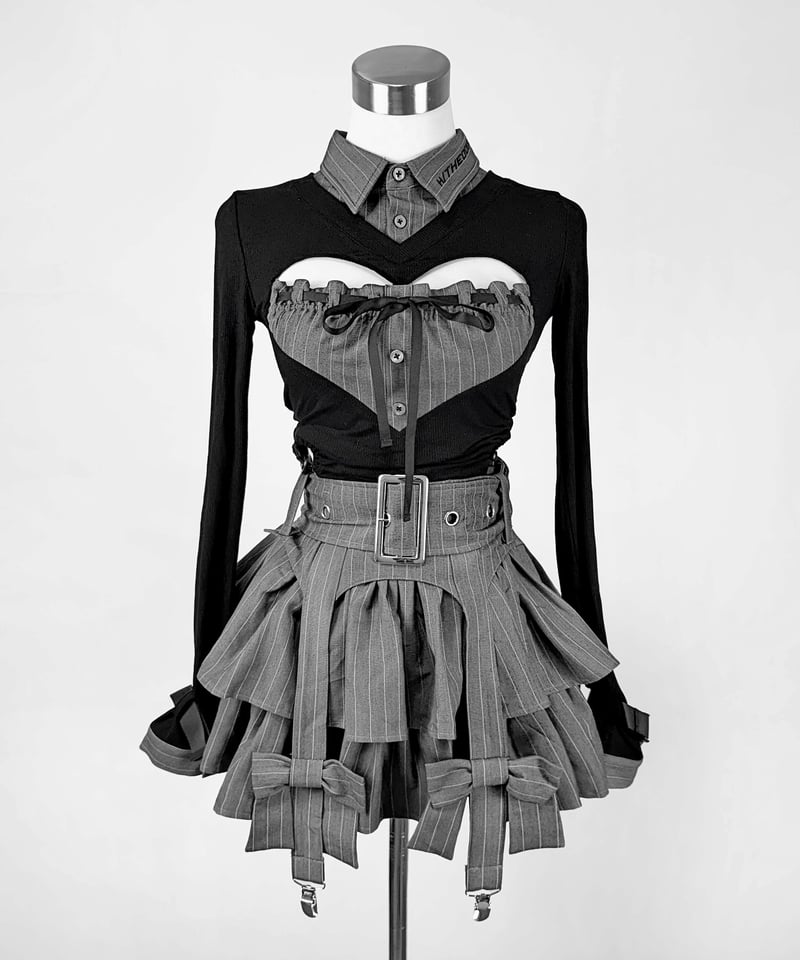 HIDOLATRAL THEODOL ハート胸空きニット BLACK ハート胸空きニット》BLACK | HIDOLATRAL THEODOL