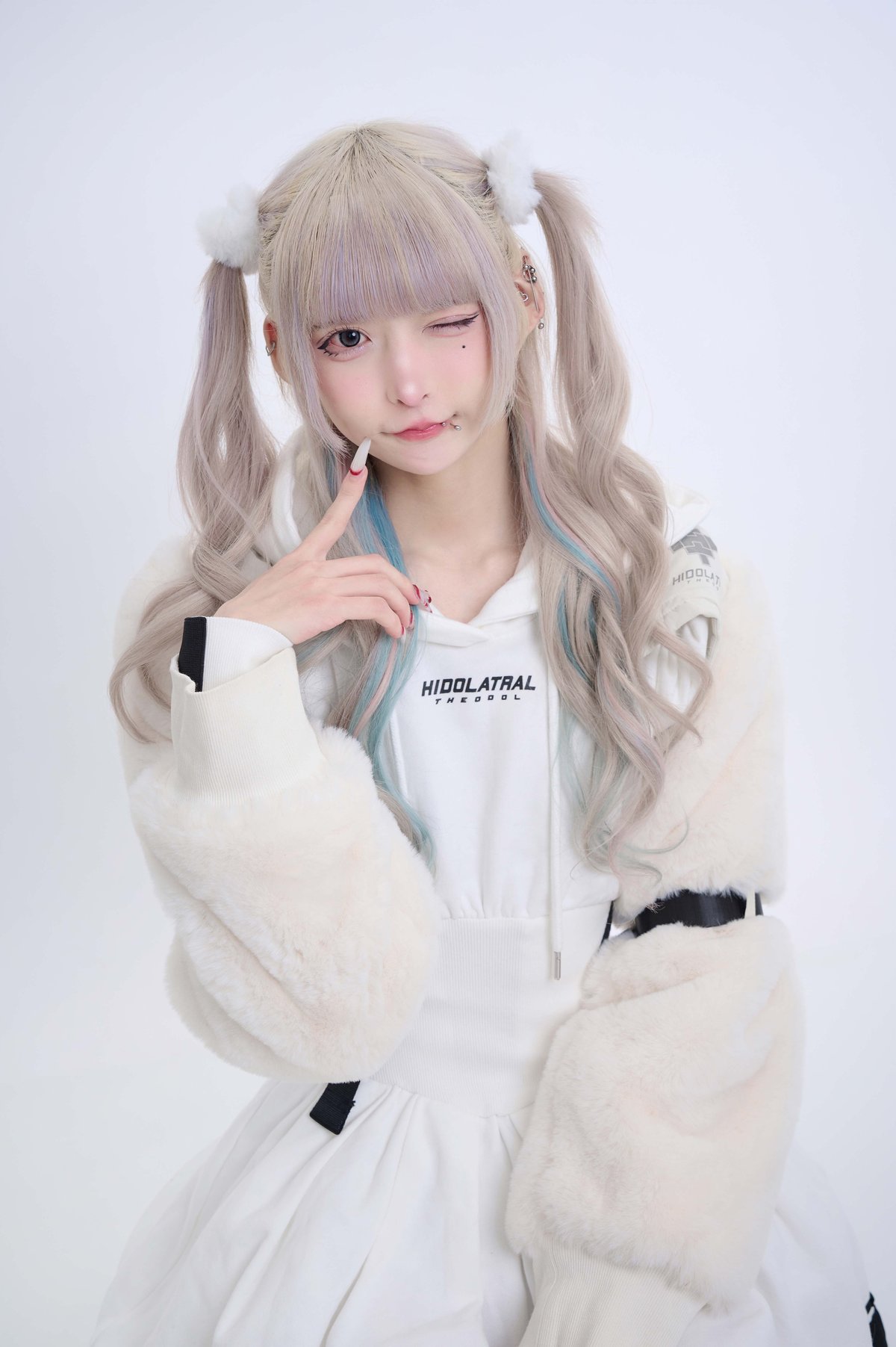 戦闘式ファーダウン》WHITE | HIDOLATRAL THEODOL