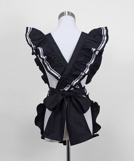 《サイバーメイドエプロン》BLACK×WHITE