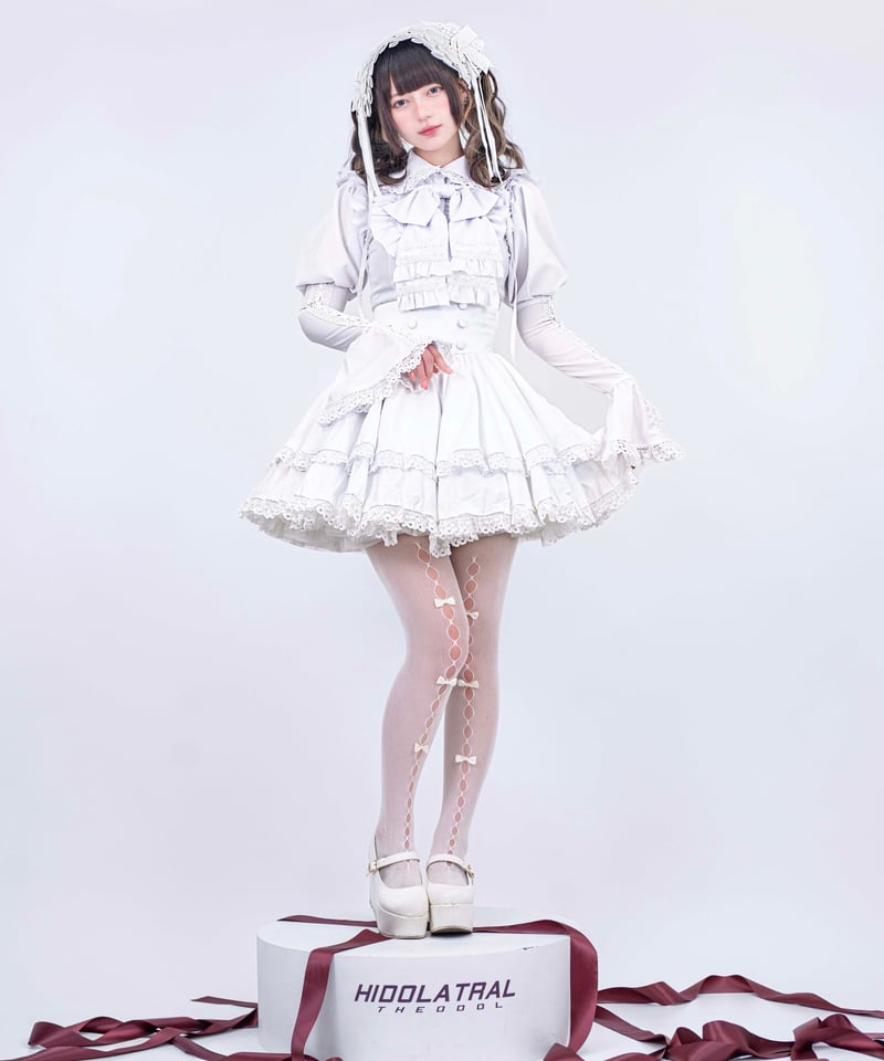 ヨーク襟パフスリーブブラウス》WHITE | HIDOLATRAL THEODOL ヨーク襟パフスリーブブラウス》WHITE | HIDOLATRAL THEODOL