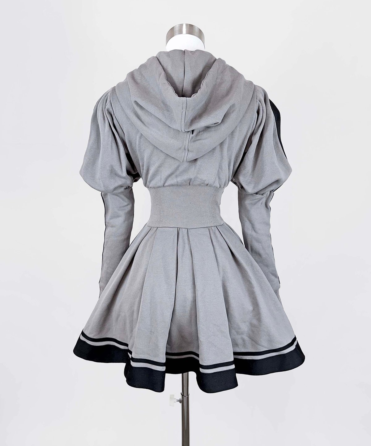 ジャージロリィタパーカーOP》GRAY | HIDOLATRAL THEODOL