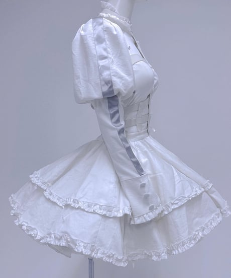 《メタルドールブラウス》WHITE