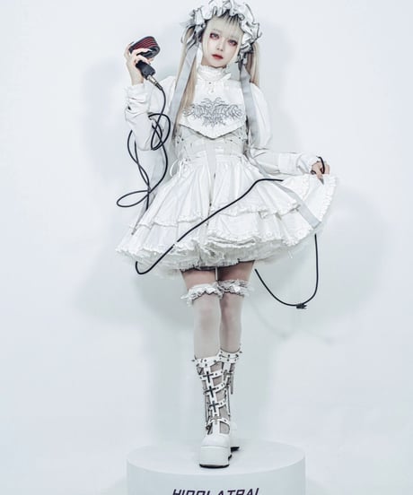 《メタルドールブラウス》WHITE