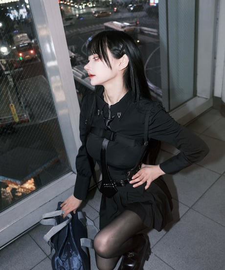 《スパイ学園ブラウス》BLACK