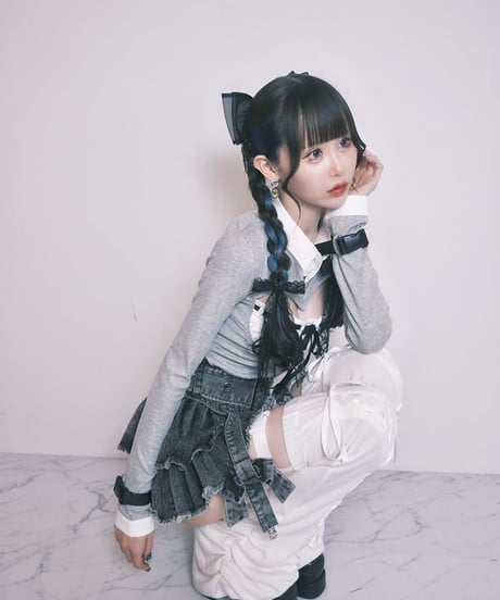 《ハート胸空きニット》GRAY