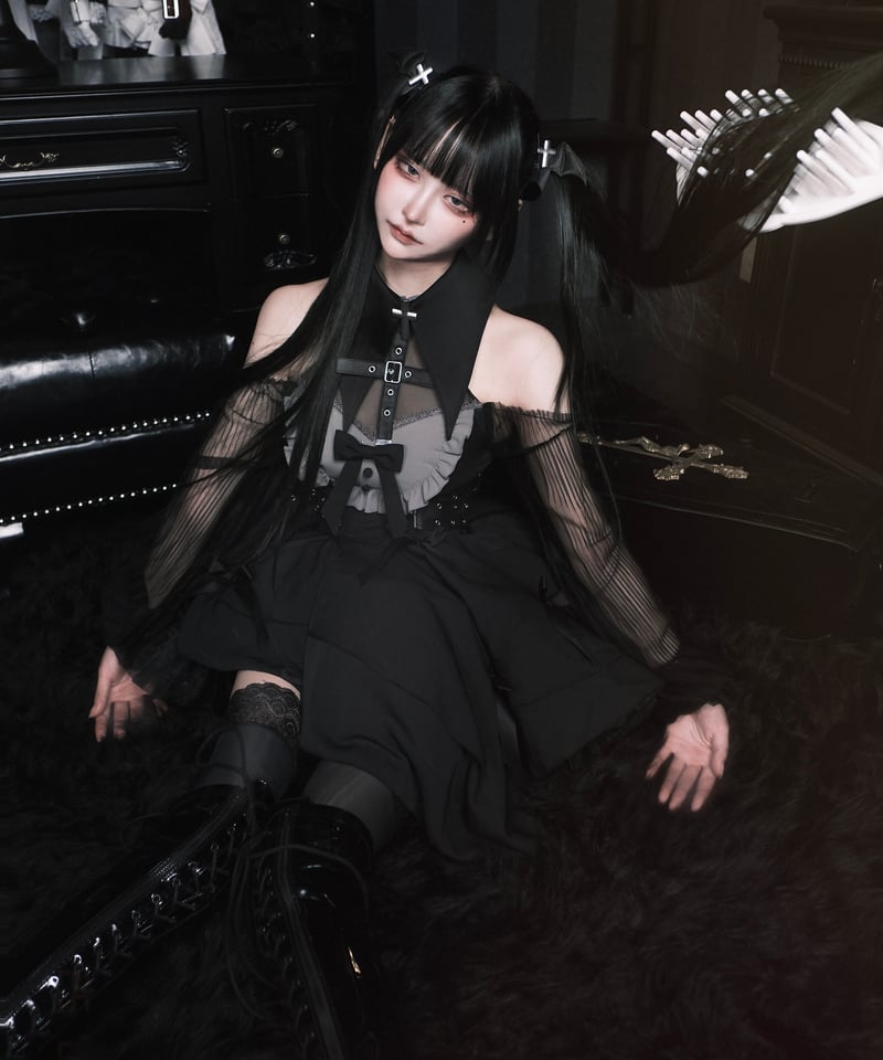 RhodolirioN ロドリリオン　FrillDressBoilワンピース RHODOLIRION(ロドリリオン)/Jumper Dress(ジャンパー ドレス