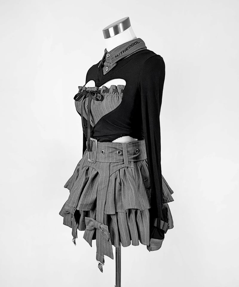 HIDOLATRAL THEODOL ハート胸空きニット BLACK ハート胸空きニット》BLACK | HIDOLATRAL THEODOL