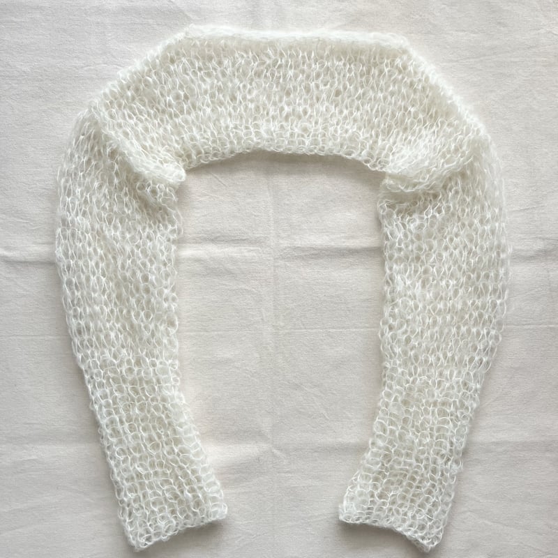 Short length mohair knit （White）ショート丈モヘアニット（ホワイ
