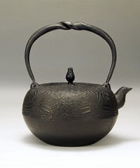 鉄鉢形 桜　1.6リットル