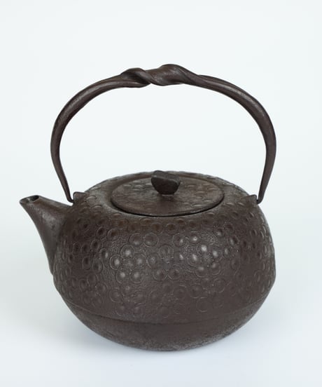 砂鉄小瓶・大　梅 0.7L