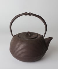 砂鉄小瓶・大　糸目 0.7リットル（茶こし付）
