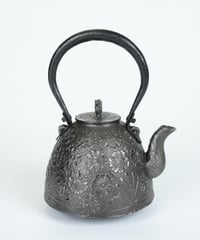 砂鉄　南部形　桜　0.9リットル（磨き）