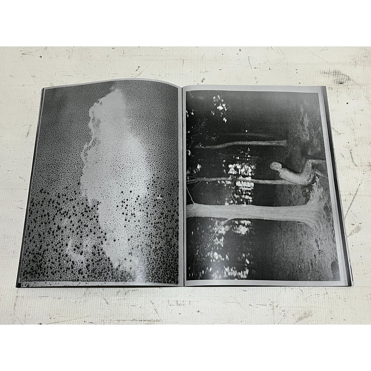 OUTSKIRTS　横田大輔　Daisuke Yokota　限定500部 OUTSKIRTS 横田大輔 Daisuke Yokota 限定500部 Daisuke Yokota