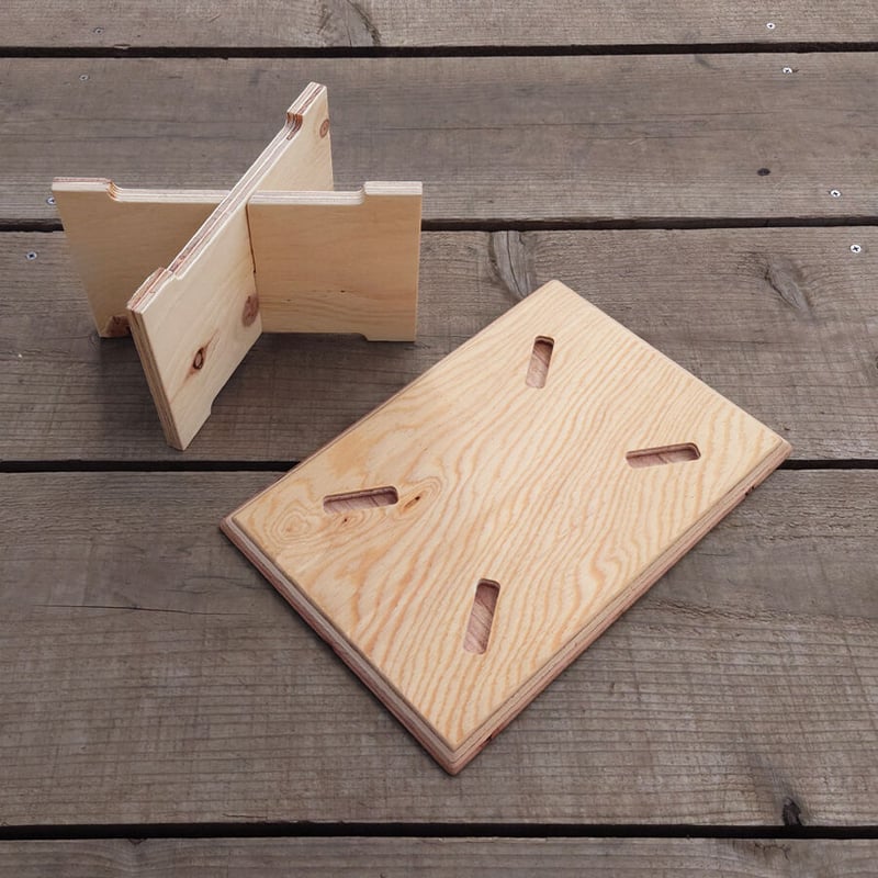 X-Leg Table / Small | suigen no mori