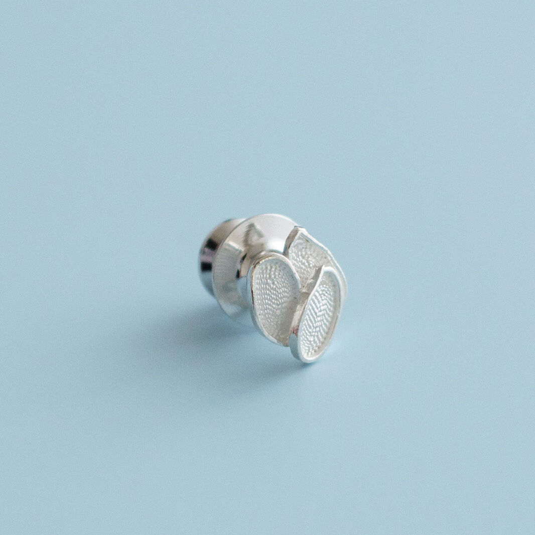 ANA　ピンバッチ　金、銀、銅 ピンバッジ あきた米 | 矢留彫金工房