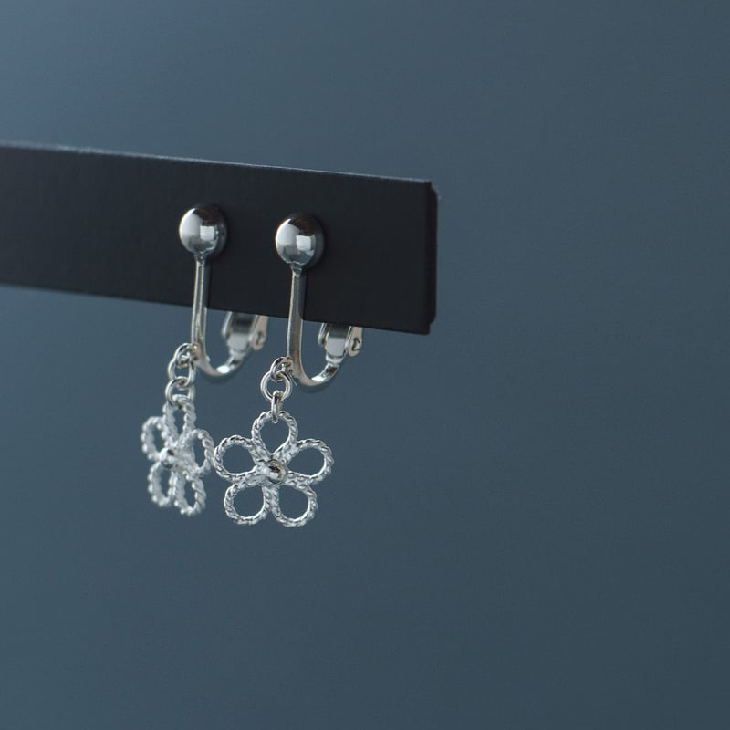 イヤリング いちか | 矢留彫金工房 