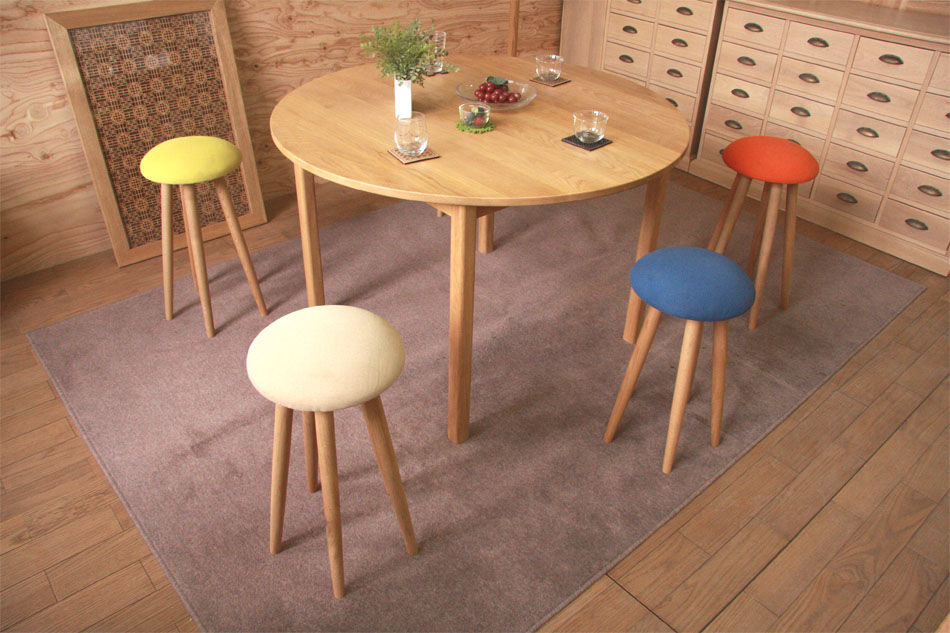 こだわりの「五角形寄木スツール」　ねじれ五角形におどろき！！ こだわりの「五角形寄木スツール」ねじれ五角形におどろき！！