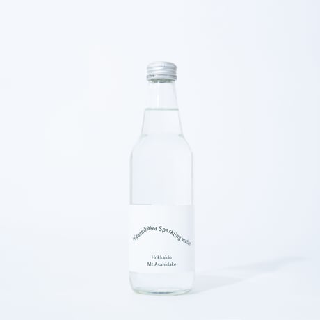 Higashikawa Sparkling water Basic  (東川スパークリングウォ―ター　ベーシック） １ケース（２４本入×３４０ｍｌ瓶入）