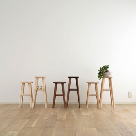 stool〈Nordlys〉【24 round stool】 - ウォールナット -