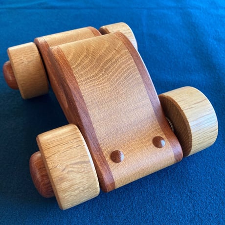 美品★北海道東川振興公社　コタンクルカムイ　エゾモモンガ　木工時計 ひがしかわ株主制度 | 東川町のまちづくりに参加しませんか