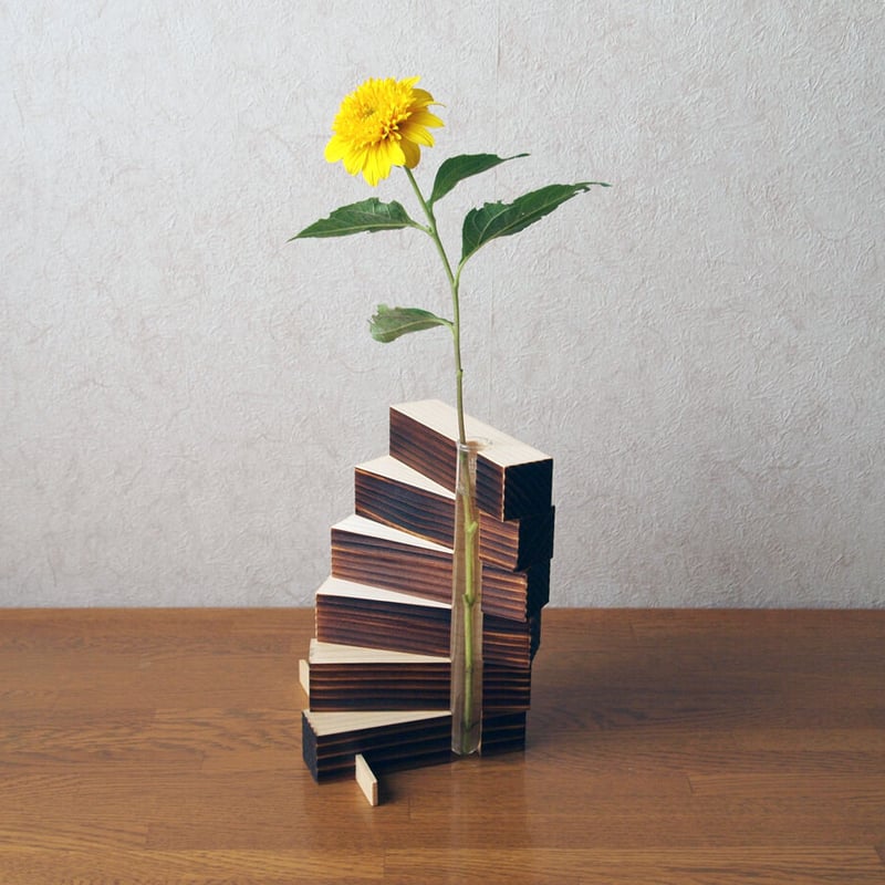 トドマツ一輪挿し | 東川ミーツオンラインショップ