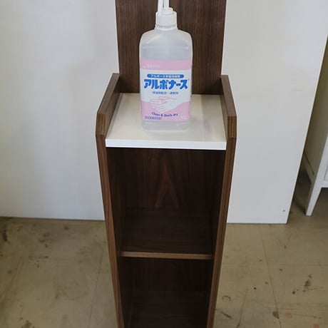 収納棚