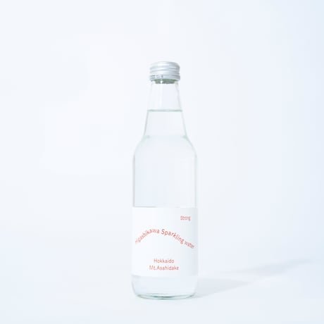Higashikawa Sparkling water Strong  (東川スパークリングウォ―ター　ストロング）１ケース（２４本入×３４０ｍｌ瓶入）