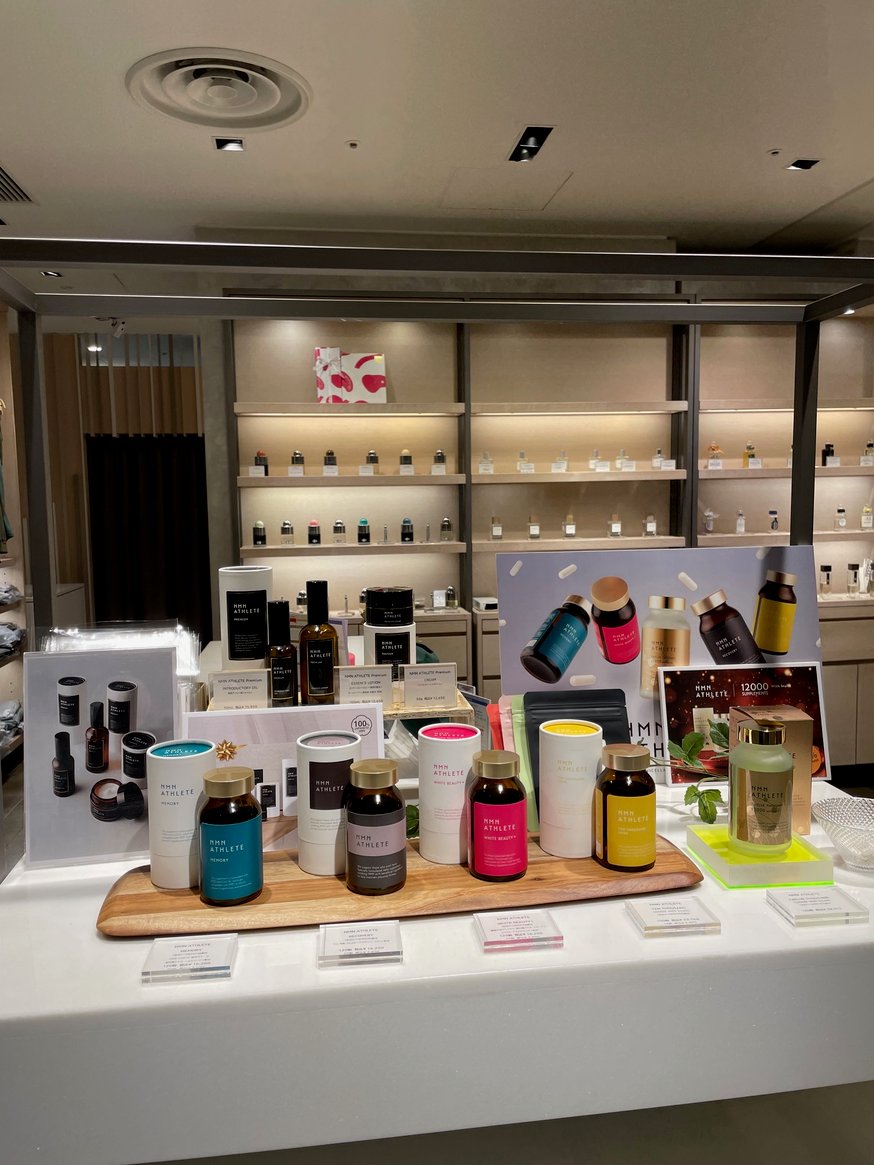 銀座三越本館5F コスメコーナー内NMN ATHLETE発売開始 | NMN ATHLETE（