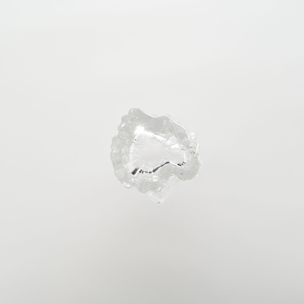 イッタラ アヴェーナ フラワーベース / Avena イッタラ アヴェーナ