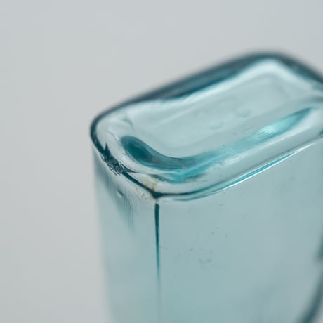 Old glass bottle｜20ml｜｜D2.2×W3.5×H8.0cm
