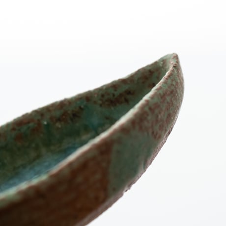 Finland｜small pottery plate｜curved