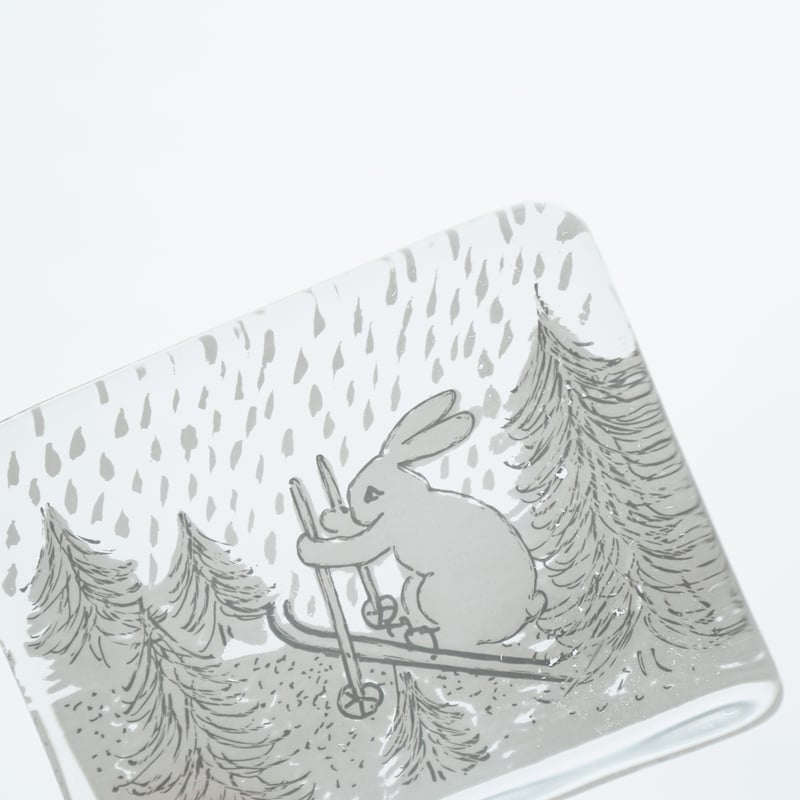 ヘルヤ・リウッコ・スンドストロム　ガラスカードBunny skiing Helja｜glass card｜Bunny skiing｜S | lumikka shop
