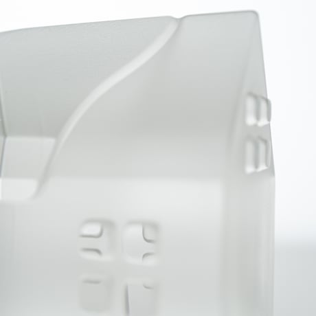 Iittala｜Village｜glass object｜1987｜Postman’s cottage