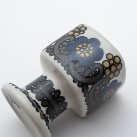 Arabia｜Kalevara｜1980｜egg holder