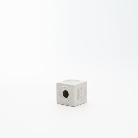Arabia｜dealer sign｜cube